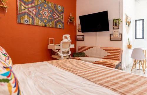 North End Apartamento | Parking, 6min to Beach & Downtown, High-Speed WiFi, Laundry Service, KingBed, PetsOK