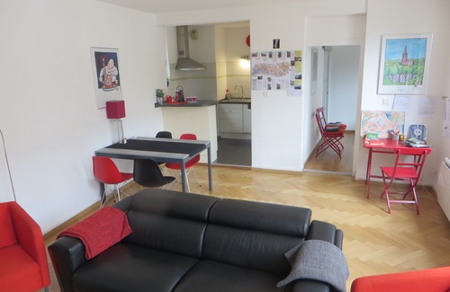 Krutenau Apartamento | Aparcamiento, a orillas del agua, frente al centro histórico, luminoso y tranquilo 74 m²