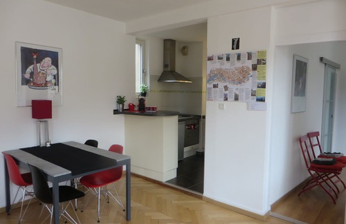 Krutenau Apartamento | Aparcamiento, a orillas del agua, frente al centro histórico, luminoso y tranquilo 74 m²