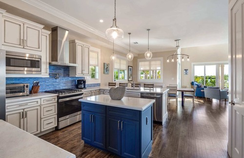 Key West Casa | Parking, Pet Friendly, Pool, Dock - Suncoast House