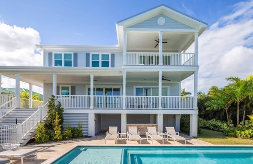 Key West Casa | Parking, Pool & Dock - Evershore House