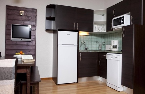 Lanslevillard Apartamento | 300m de los comercios, piscina, parking, tv, local para esquís, 28m², Val Cenis