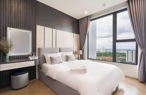 Thao Dien Hotel | Parkland Riverside Luxury Vacation