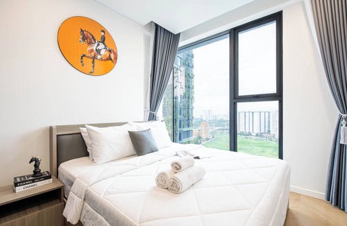 Thao Dien Hotel | Parkland Riverside Luxury Vacation