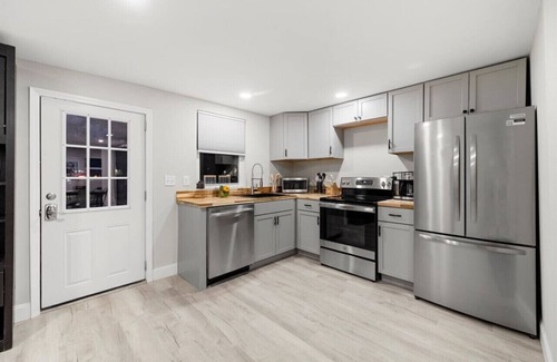 Sylvan Beach Casa | "Park-Slice of Heaven"-Sleeps 7!