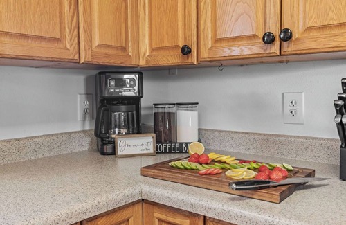 Taylorsville Casa | Parkside 4BR Retreat, Family Friendly