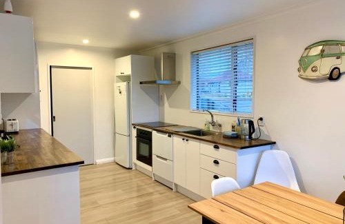 Lake Tekapo Casa | Parkside Holiday Home - Fully Fenced Garden