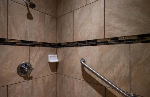 South Wrigley Hotel | Parkside Inn