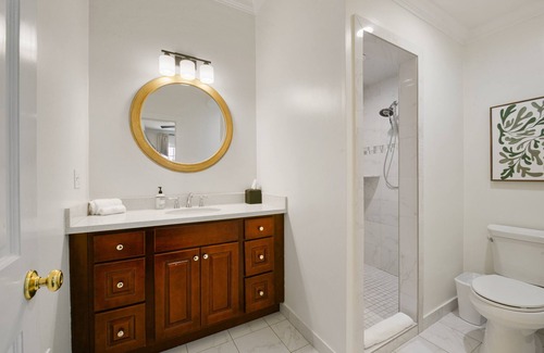 French Quarter Hotel | Parkside Villas, 6 Historic Guesthouses, Sleeps 26