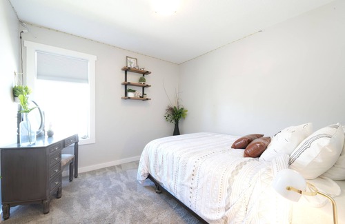 Lloydminster Casa | Parkview Haven - Lloydminster Home