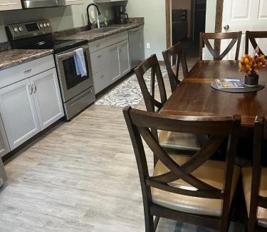 Gardiner Apartamento | ParkWay Yellowstone Guest Apartment