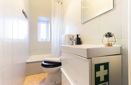 Merces Apartamento | Parliament River View I by Homing