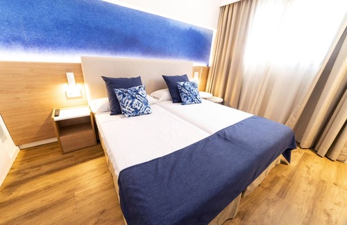 Cala Agulla Hotel | Parque Nereida Suites Hotel