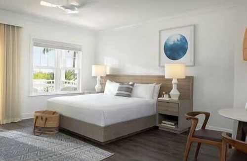Key West Hotel | Parrot Key Hotel & Villas, Beachfront, Pool, Hot Tub