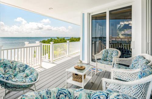 Cutthroat Harbor Estates Casa | Parrotfish Pointe
