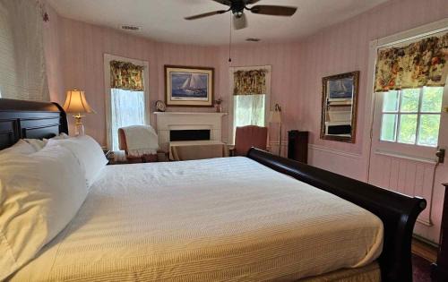 St. Michaels Cama Y Desayuno | Parsonage Inn Bed and Breakfast