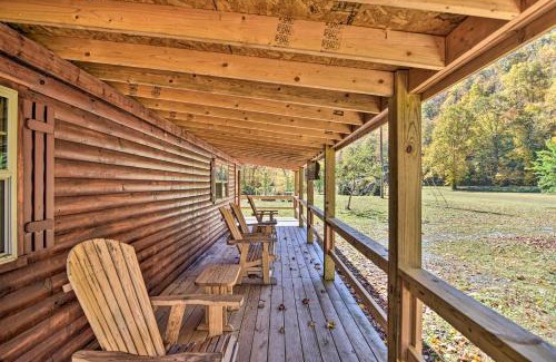 St George Casa | Parsons Semper Fi Cabin with Fire Pit!