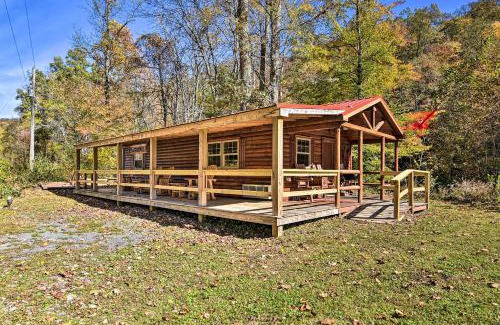 St George Casa | Parsons Semper Fi Cabin with Fire Pit!