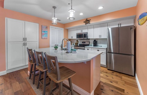 Mexico Beach Condominio | Partial Gulf Views, Covered Parking, Pool, HotTub!