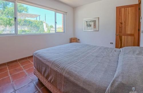 Esterito Casa | Partial Seaview Terrace Walk to Malecon