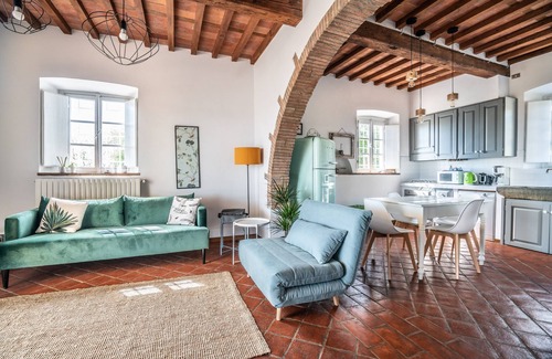 Capannori Apartamento | Apartamento particular en el campo con piscina.