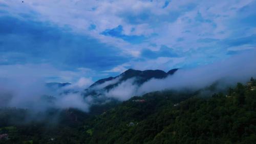 Shoghi Casa | Parvata Droni