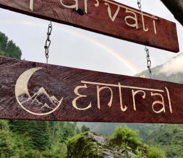 Kullu Cabina | Parvati Central