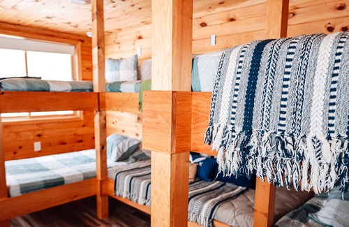Newfoundland Cabina | PA’s Largest Organic Maple Farm Glamping Experience