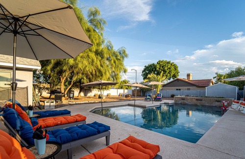 North Center Revitalization Association Casa | Pasadena Mesa 4 Bedroom Home by Redawning