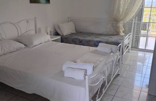Halkidiki Apartamento | Paschalia Haus Liegt in der Grünen Gegend von Psakoudia