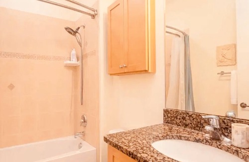 Biggar Casa | PASEO SouthWest Florida - 2BR, 2. 5b, en quad con piscina semiprivada