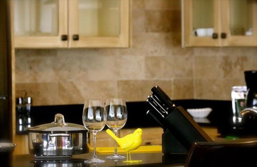 El Valle de Anton Hotel | Paseo Suites El Valle, Luxury Apartments