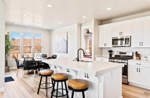 Washington Casa | Paseos Poolhouse home