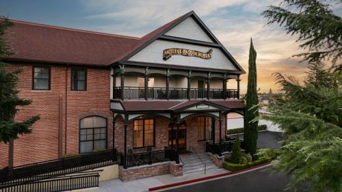 Paso Robles Hotel | Paso Robles Inn
