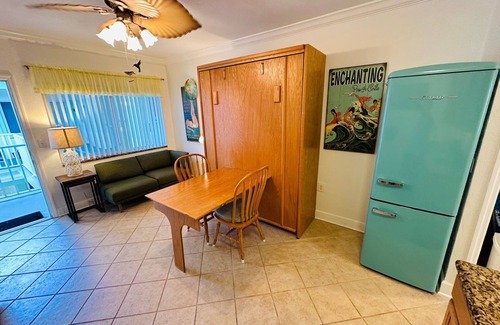 Pass-a-Grille Historic District Apartamento | Pass a grille Gulf Way Beachfront 19