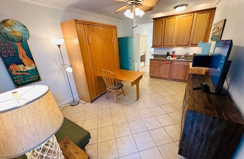 Pass-a-Grille Historic District Apartamento | Pass a grille Gulf Way Beachfront 19