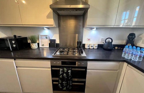 Colchester Casa | Pass the Keys | 3 Bed home away from home