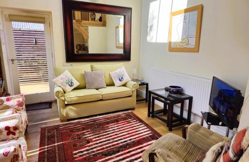 Church Stretton Casa | Pass the Keys A unique and cosy cottage - optional hot tub