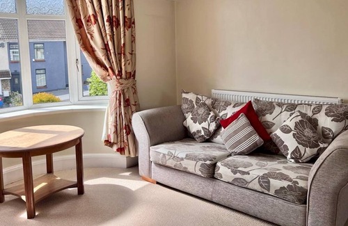 Mynyddbach Casa | Pass the Keys | Airy Spacious home City Centre