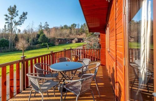 Bridgnorth Casa | Pass the Keys Astbury Falls Escape – A Tranquil Stay in Nature