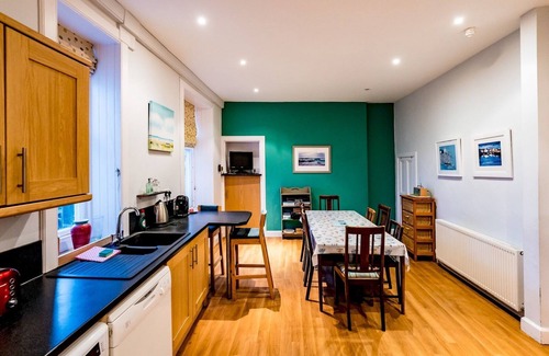 Earlsferry Casa | Pass the Keys | Beaufort House looking onto Golf Course