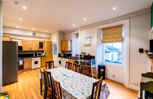 Earlsferry Casa | Pass the Keys | Beaufort House looking onto Golf Course