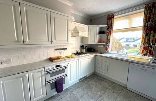 Dumfries Casa | Pass the Keys | Beautiful Period Property in Central Location