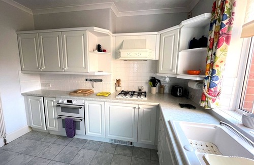 Dumfries Casa | Pass the Keys | Beautiful Period Property in Central Location