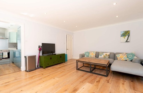 South Richmond Apartamento | Pass the Keys | Beautiful Richmond Hill, parking and huge garden