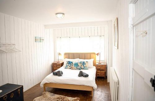 Camber Casa | Pass the Keys Beautiful Beach House in Camber