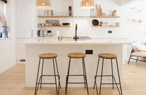 Wapping Casa | Pass the Keys - Beautiful designer Maisonette with Garden and BBQ
