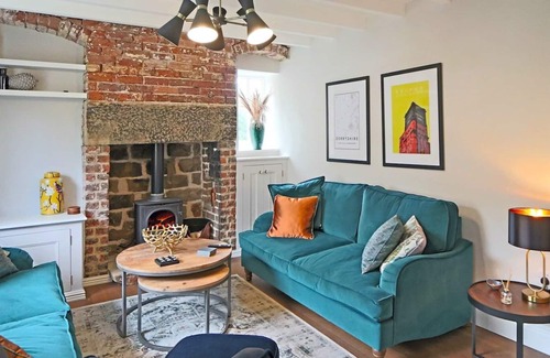 Milford Casa | Pass the Keys | Beautiful Character Cottage