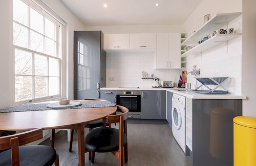 Vassall Apartamento | Pass the Keys | Beautiful Georgian flat near Oval