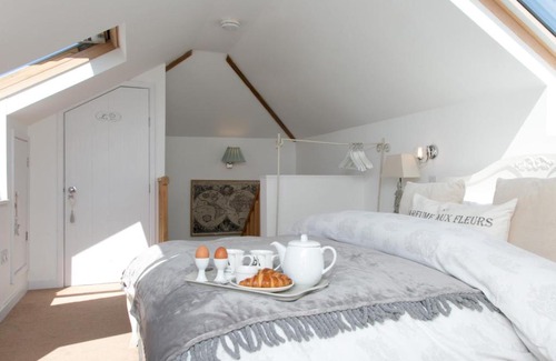 Trearddur Bay Apartamento | Pass the Keys Beautiful 3 bedroom apartment with Pool Access